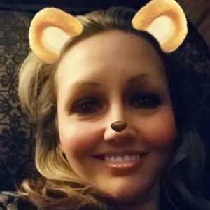 Meet your Posher, Genelle